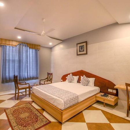 Gems Suites-A Boutique Stay Divisione di Divisione di Jaipur Esterno foto