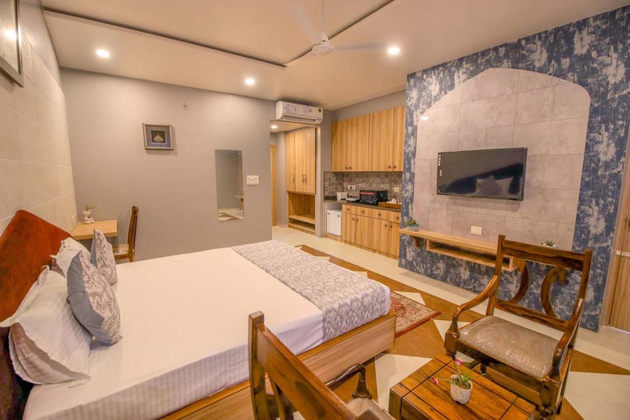 Gems Suites-A Boutique Stay Divisione di Divisione di Jaipur Esterno foto