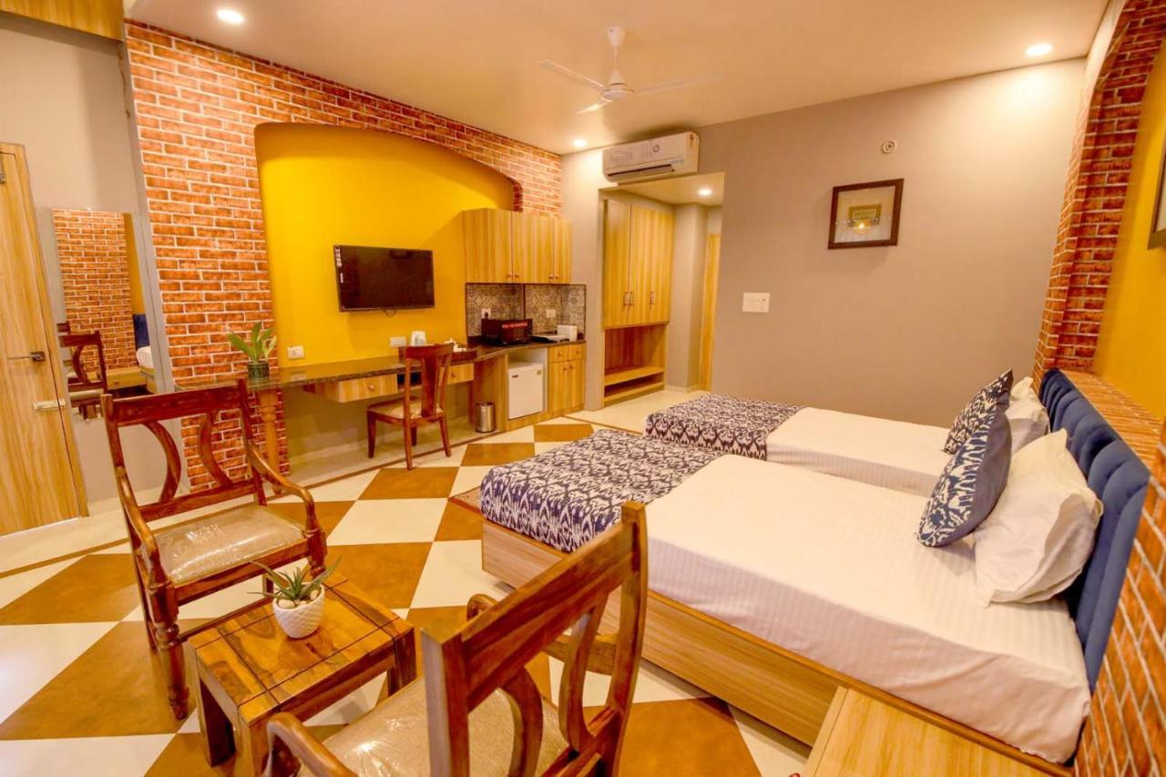 Gems Suites-A Boutique Stay Divisione di Divisione di Jaipur Esterno foto
